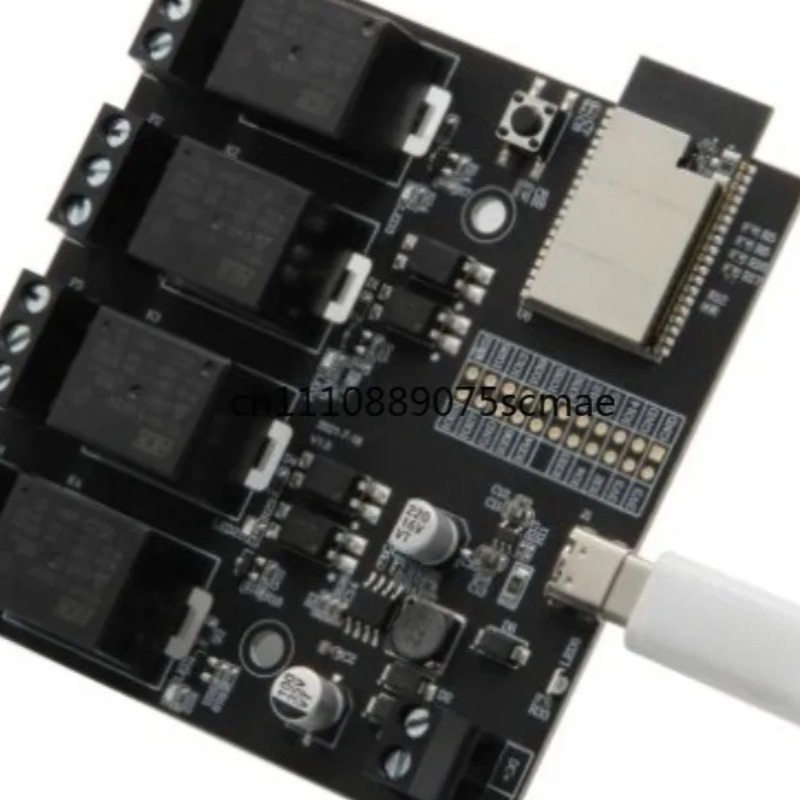 Modulo Relè T-Relay ESP32 Quad - Home Automation Diy Projects recensione e prezzo